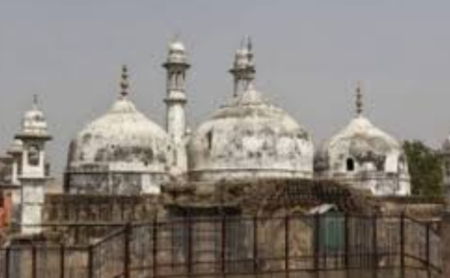 Pengadilan Resmi Memutuskan Umat Hindu Boleh Beribadah di Masjid