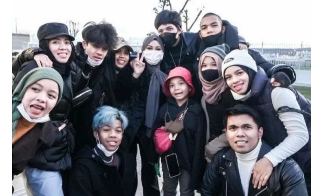 Demi Aurelkah? Keluarga Atta Halilintar Pulang ke Indonesia