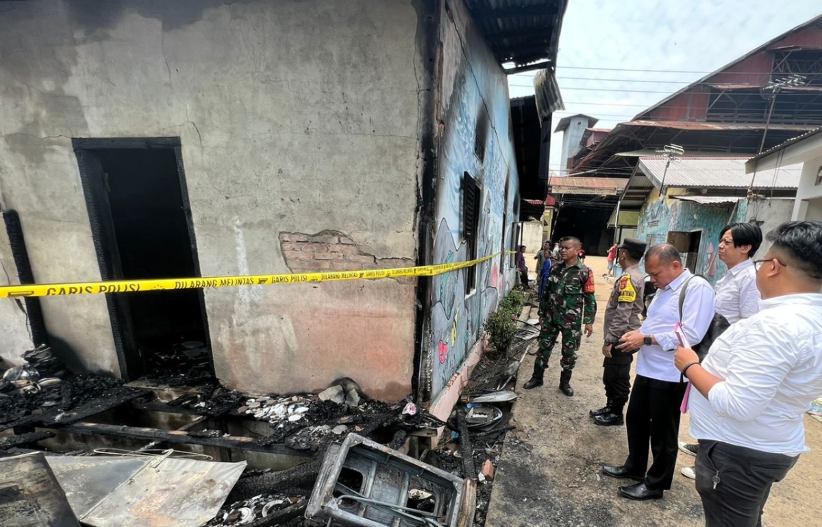 Kebakaran di Sijenjang Kota Jambi, 6 Bedeng Hangus Terbakar