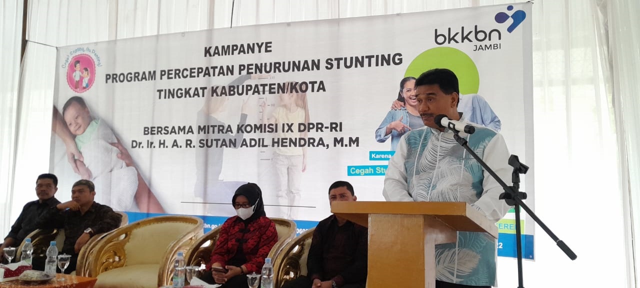 Terus Kampanye Penurunan Stunting BKKBN dan Komisi IX DPR RI Sambangi Desa Siulak Deras Mudik