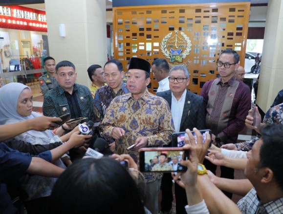 Sertipikat Terbitan Lama Jadi Pemicu Tumpang Tindih, Menteri Nusron Minta Masyarakat Lakukan Ini