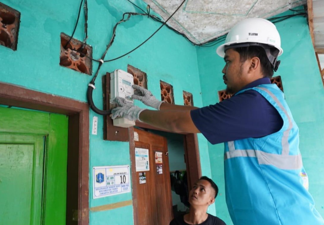 Rasio Elektrifikasi PLN di Provinsi Jambi sudah mencapai 99,6 persen