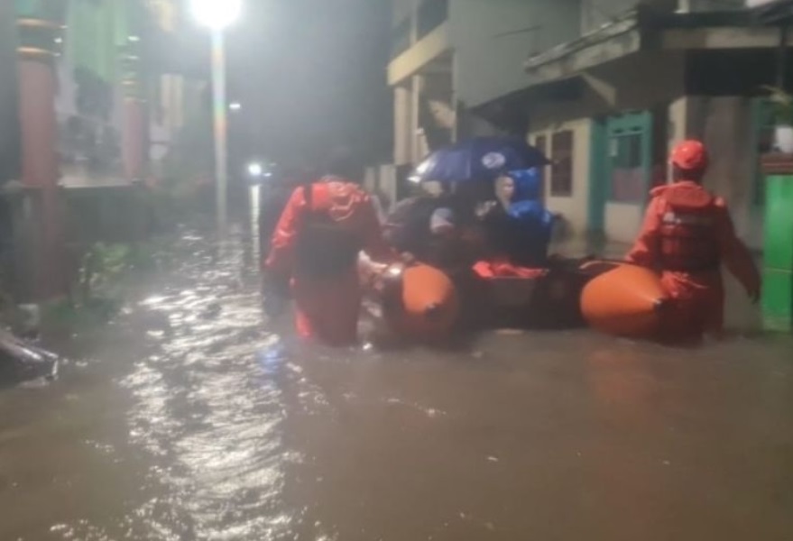 Sebagian Jakarta Banjir, Lebih 2.000 Warga Mengungsi, Ini Daftar Lokasi Pengungsian