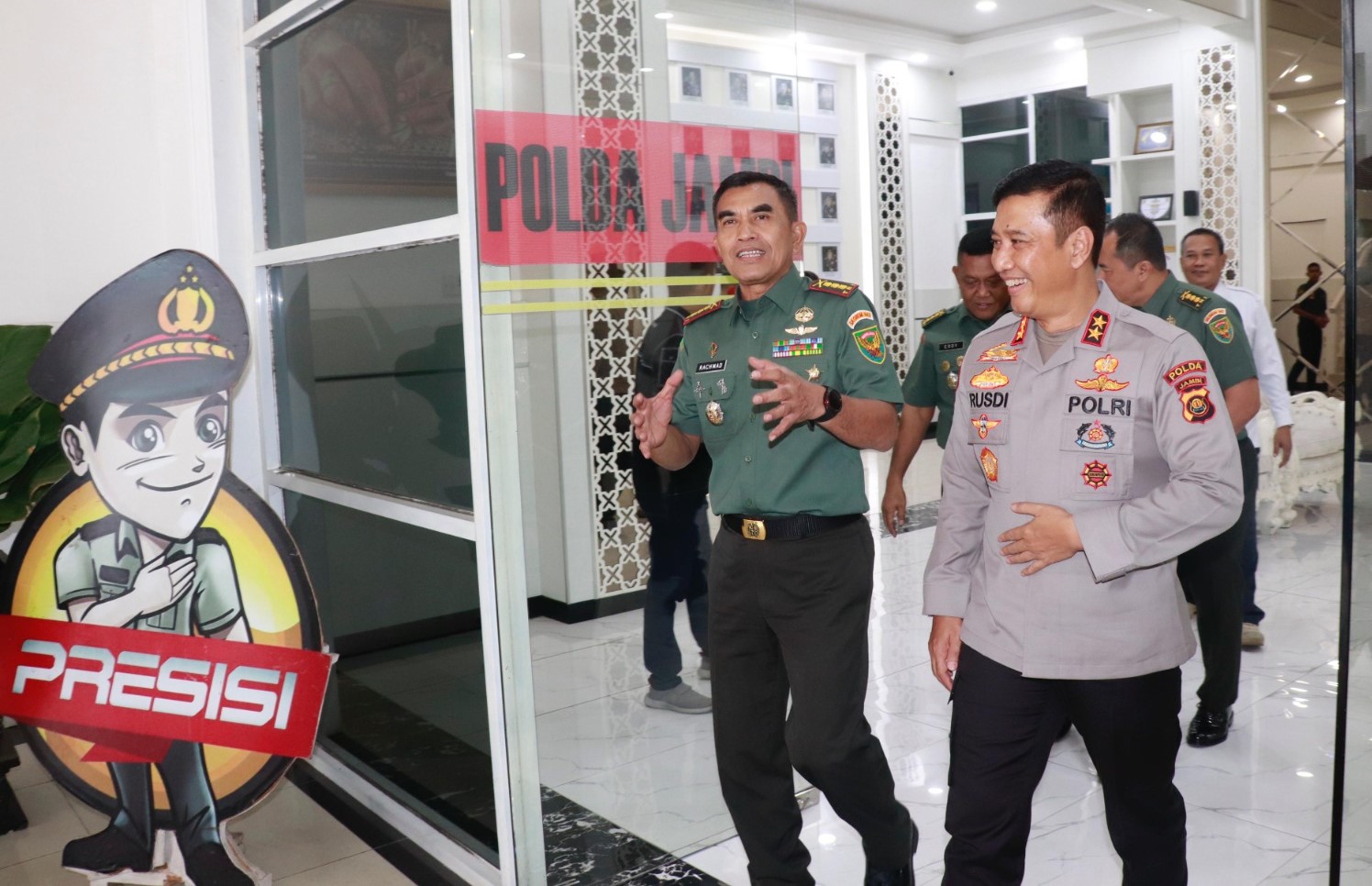 Perkuat Sinergitas TNI-Polri, Danrem 042/Gapu Kolonel Inf Rahmat Kunjungi Polda Jambi