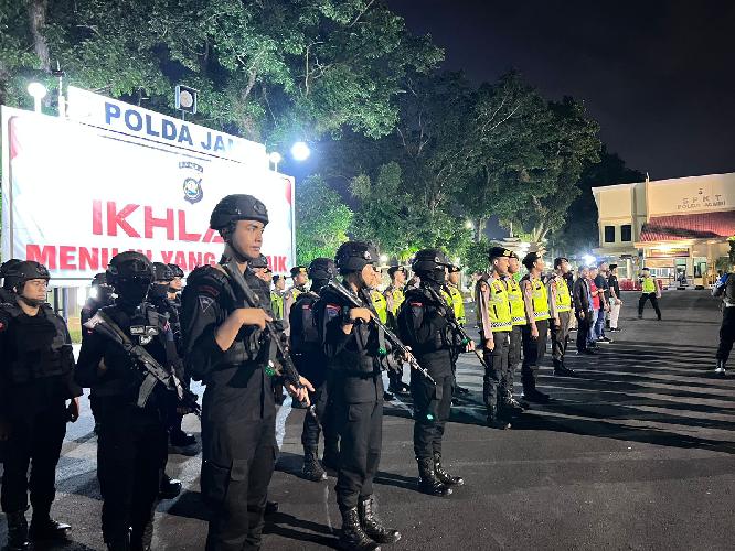 Antisipasi Berandalan Bermotor, Brimob Polda Jambi Turun ke Jalan Patroli di Malam Hari