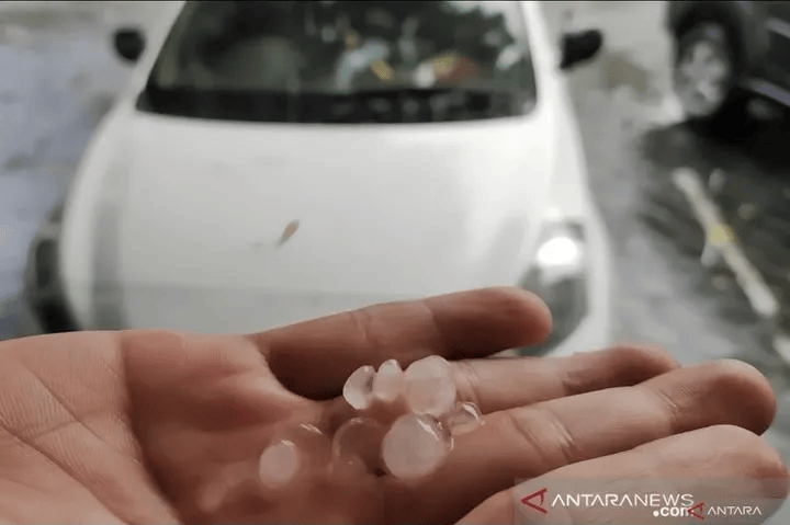 Fenomena Hujan Es di Tangerang dan Tangsel, Ini Penjelasan BMKG