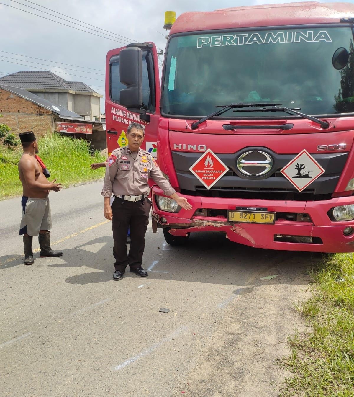 Kecelakaan di Jalan Lintas Tanjab Timur, Honda Beat Vs Mobil Tanki Pertamina, Bocah 7 Tahun Meninggal Dunia 