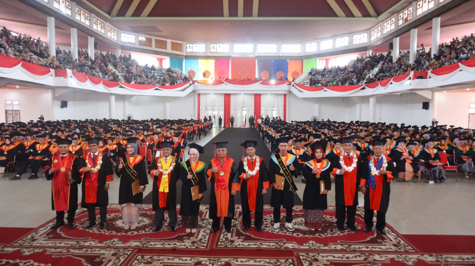 5 Wisudawan Terbaik UNJA Periode ke-107