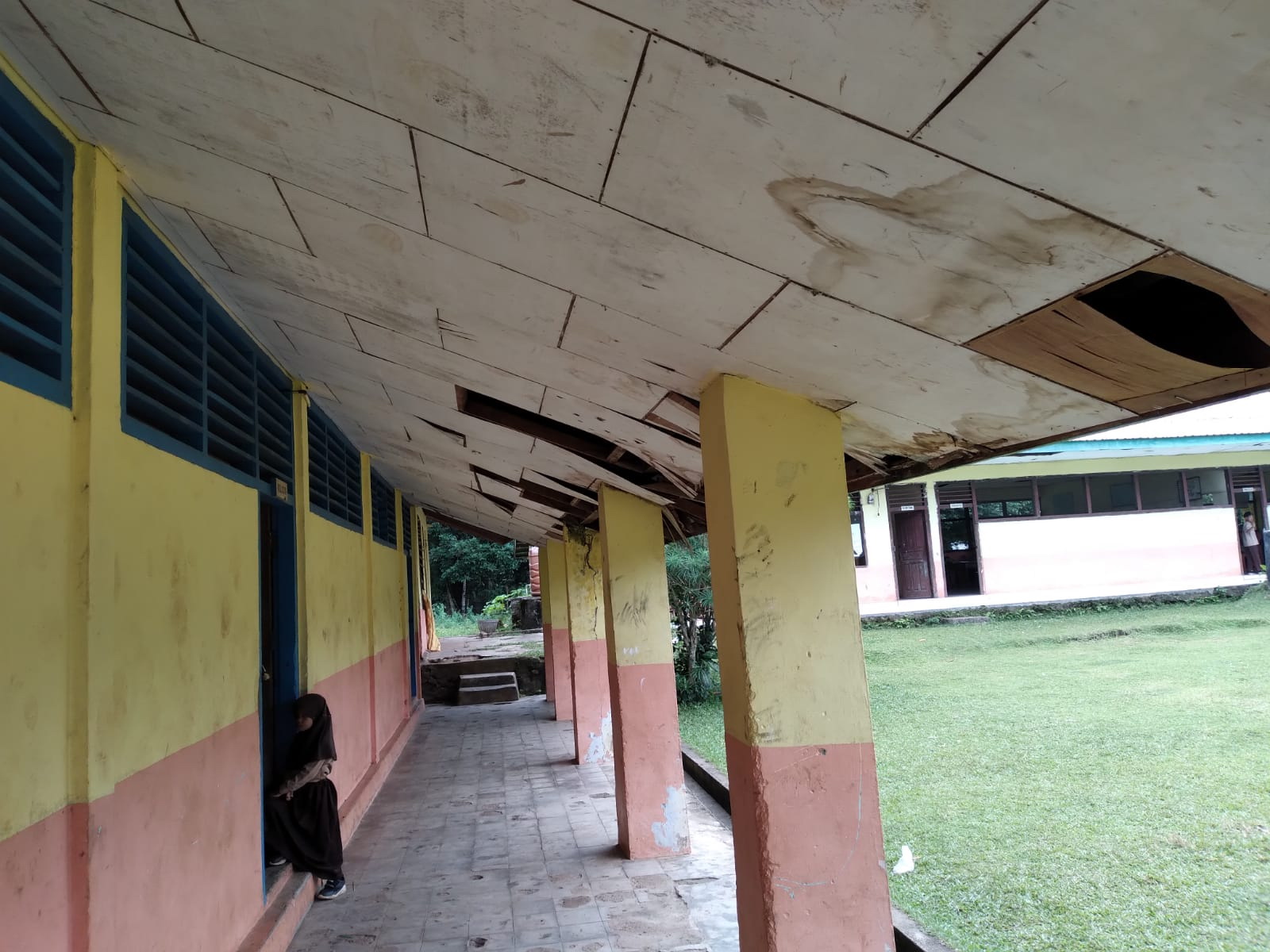 Tak Layak!! Gedung SDN 96 Ujung Tanjung Butuh Perhatian Pemkab Bungo