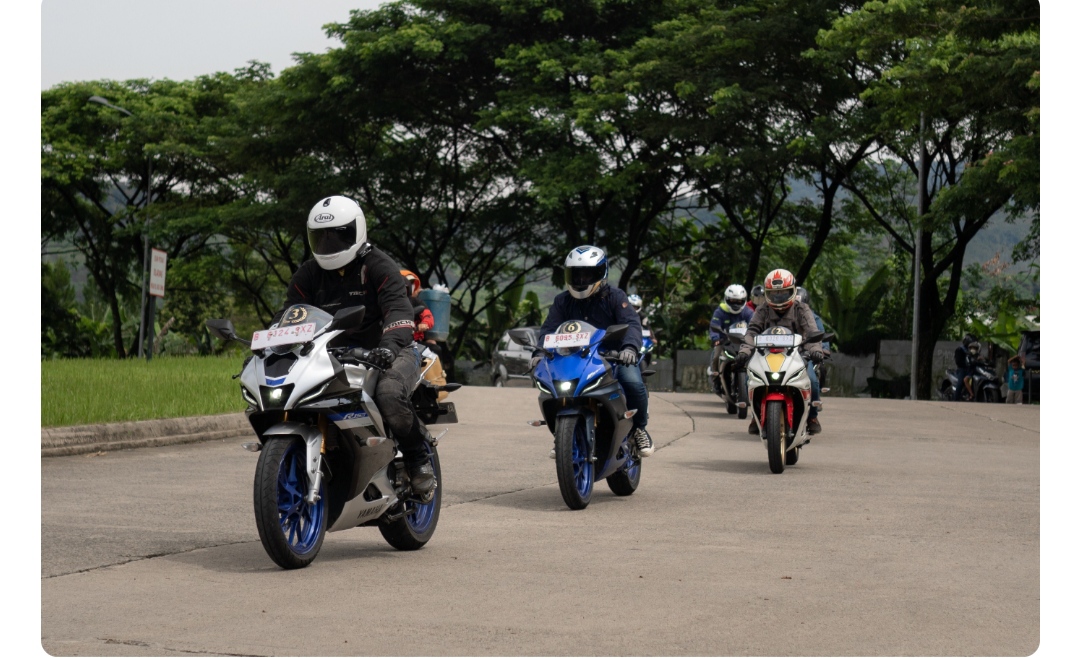Ikuti Tips Posisi Riding Agar Nyaman Pakai Motor Sport
