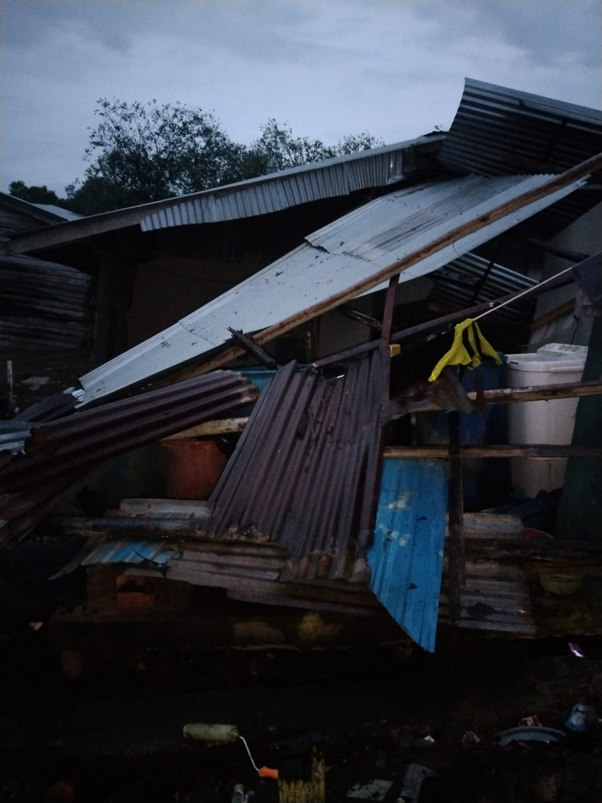 Senyerang Kembali Dilanda Abrasi Sungai, Satu Rumah dan Dermaga Ambruk