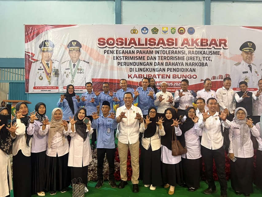 Brigjen Pol Asep Saepudin Ingatkan 2.500 Pelajar Bungo Soal Ancaman Vape Zombie, Ajak Jadi Generasi Tangguh