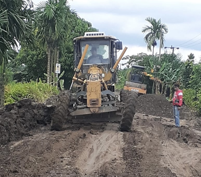 PTPN VI Bantu Perbaikan Jalan di Desa Lagan Tengah