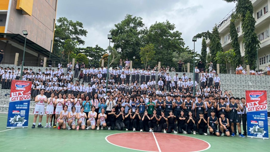 SMA Bina Kasih Bergemuruh! Roadshow Honda DBL with Kopi Good Day 2026 Jambi Diserbu Ratusan Siswa