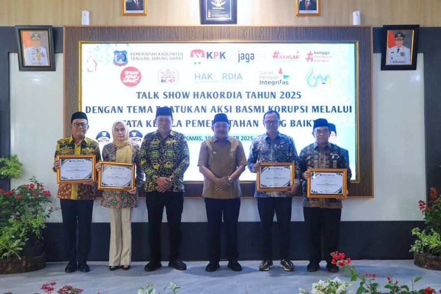 Inspektorat Kabupaten Tanjab Barat Beri Penghargaan Kinerja Anti Korupsi