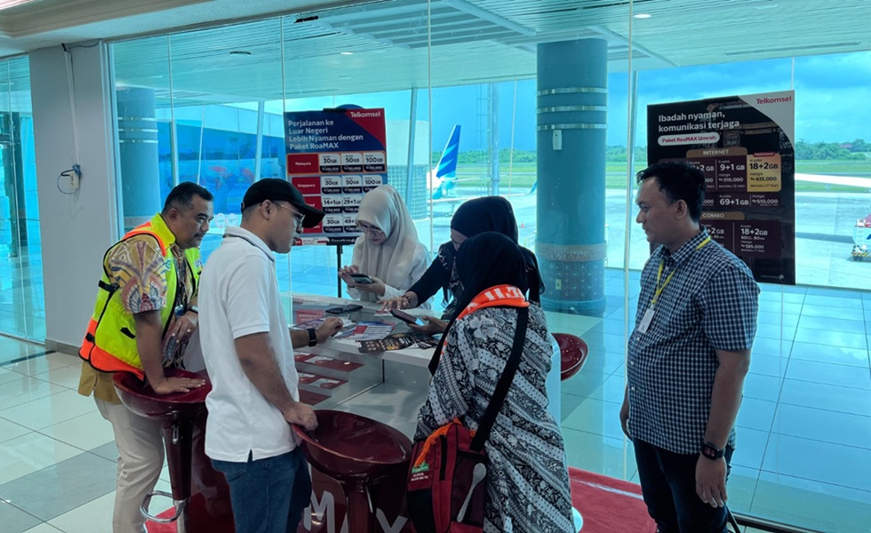 Telkomsel Hadirkan Layanan Roaming Internasional di Bandara SMB II Palembang