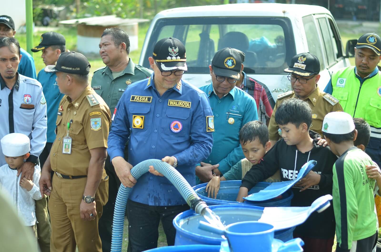 Hari ke-5 Operasi, 204.000 Liter Bantuan Air Bersih Untuk Warga Kota Jambi
