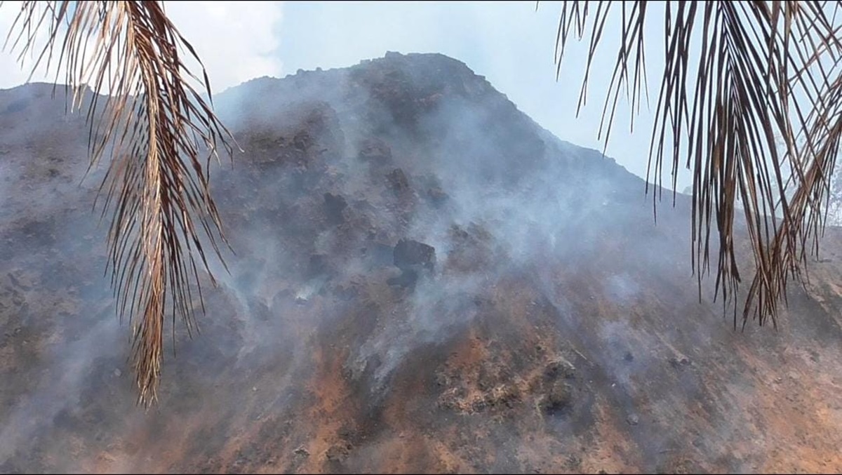 Ribuan Ton Batu Bara di Area Pertambangan Sungai Gelam Terbakar, Warga Sebut Tak Ada Upaya Pemadaman 