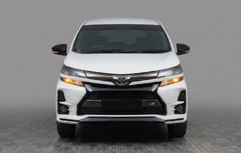 Pesona Toyota Veloz GR Bekas: Pilihan Mobil Keluarga Bergaya Agresif  dan Sporty