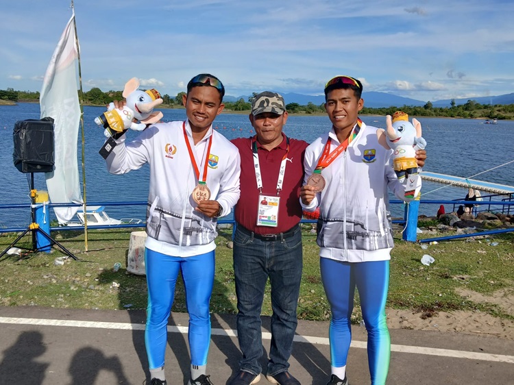 Romli - Subhi Persembahkan Perunggu untuk Jambi Lewat Kayak Double 500 Meter Putra di PON XXI Aceh-Sumut