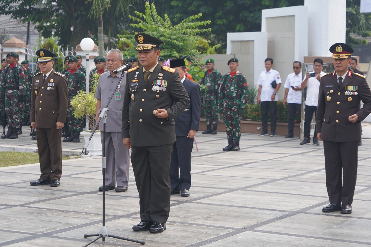 HUT ke-78 TNI, Danrem 042/Gapu jadi Irup Ziarah Nasional