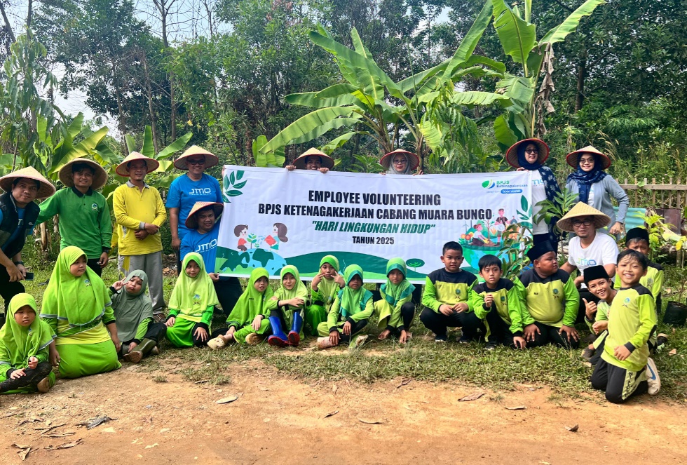 Peringati Hari Lingkungan Hidup, BPJS Ketenagakerjaan Muara Bungo Adakan Go Green