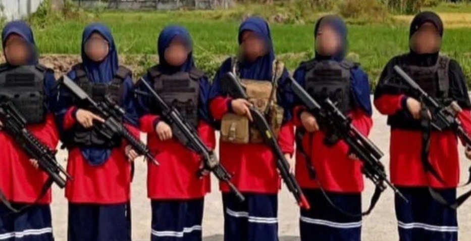Viral Foto Santri Ponpes Baitul Qur'an Pegang Senjata Laras Panjang, Polisi Langsung Gerak