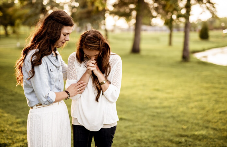 Zodiak yang Paling Butuh Validasi dari Orang Lain