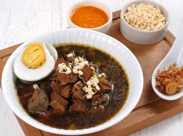 Lezat dan Enak, Ini 5 Tips Membuat Rawon Gurih dan Pekat