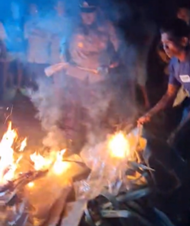 Digerebek Sore-sore! Basecamp Narkoba di Batang Hari Dibakar Polisi, Barang Bukti Sabu Ditemukan