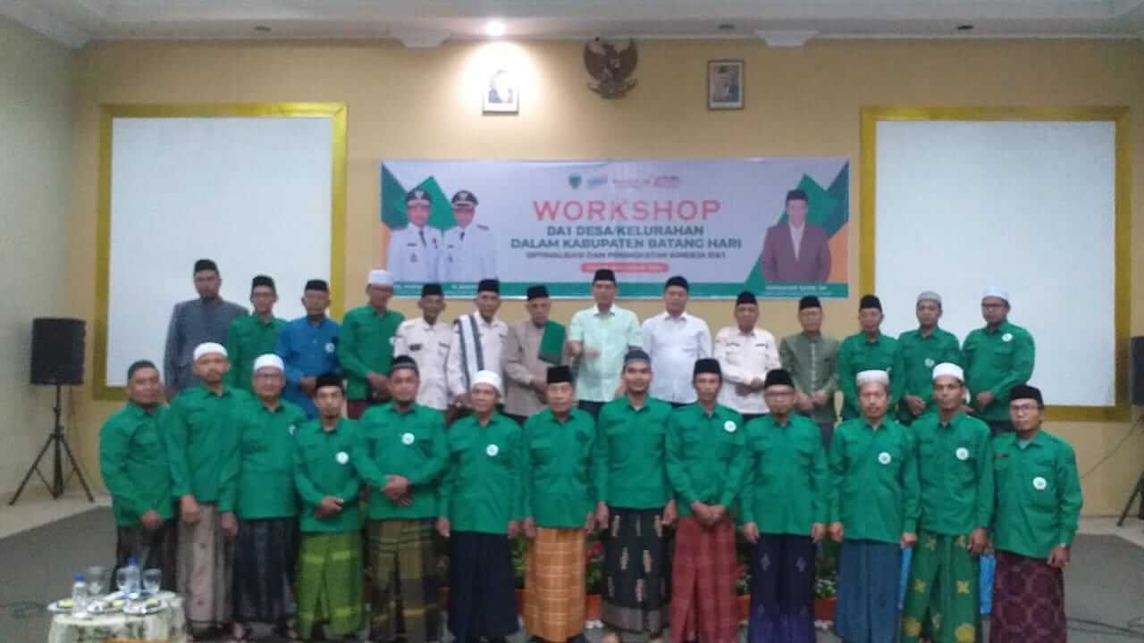 Bupati Batanghari M Fadhil Buka Workshop Dai se Kabupaten Batanghari