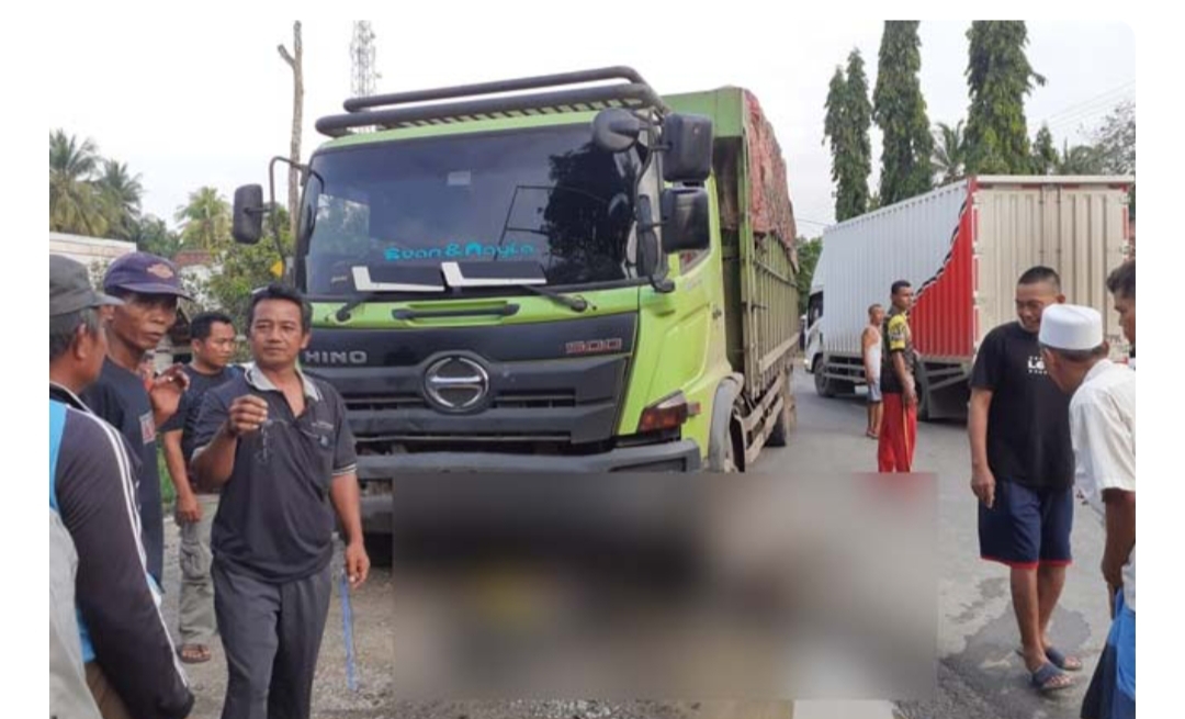 Tragis! 3 Orang Digilas Truk di Jalan Lintas Timur Palembang-Jambi, 1 Tewas di Tempat