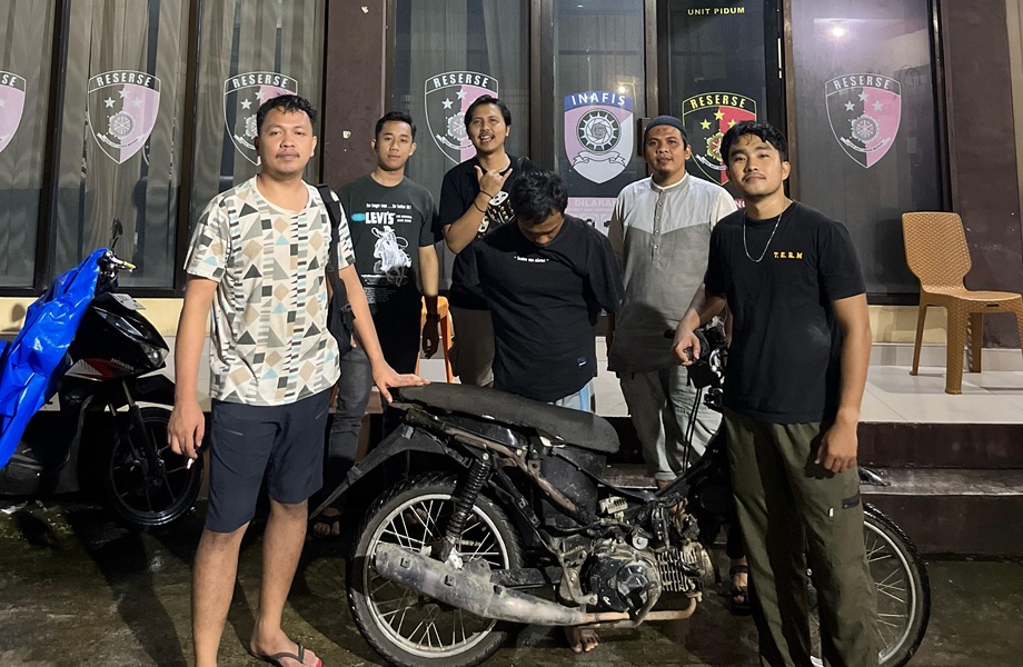 Pura-pura Pinjam Motor, Pria Merangin Gelapkan Kendaraan, Akhirnya Ditangkap di Loteng Rumah