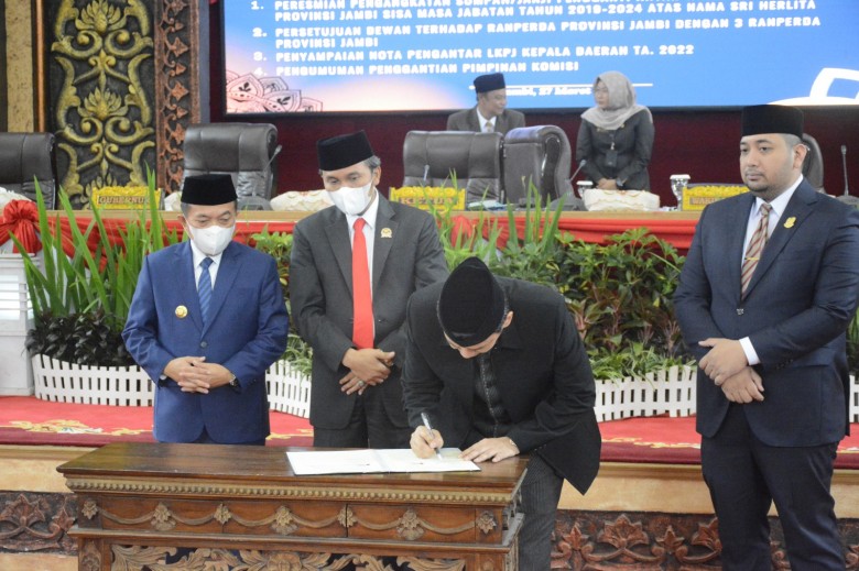 TOK! DPRD Provinsi Jambi Setujui 3 Ranperda Jadi Perda, Simak Penjelasannya