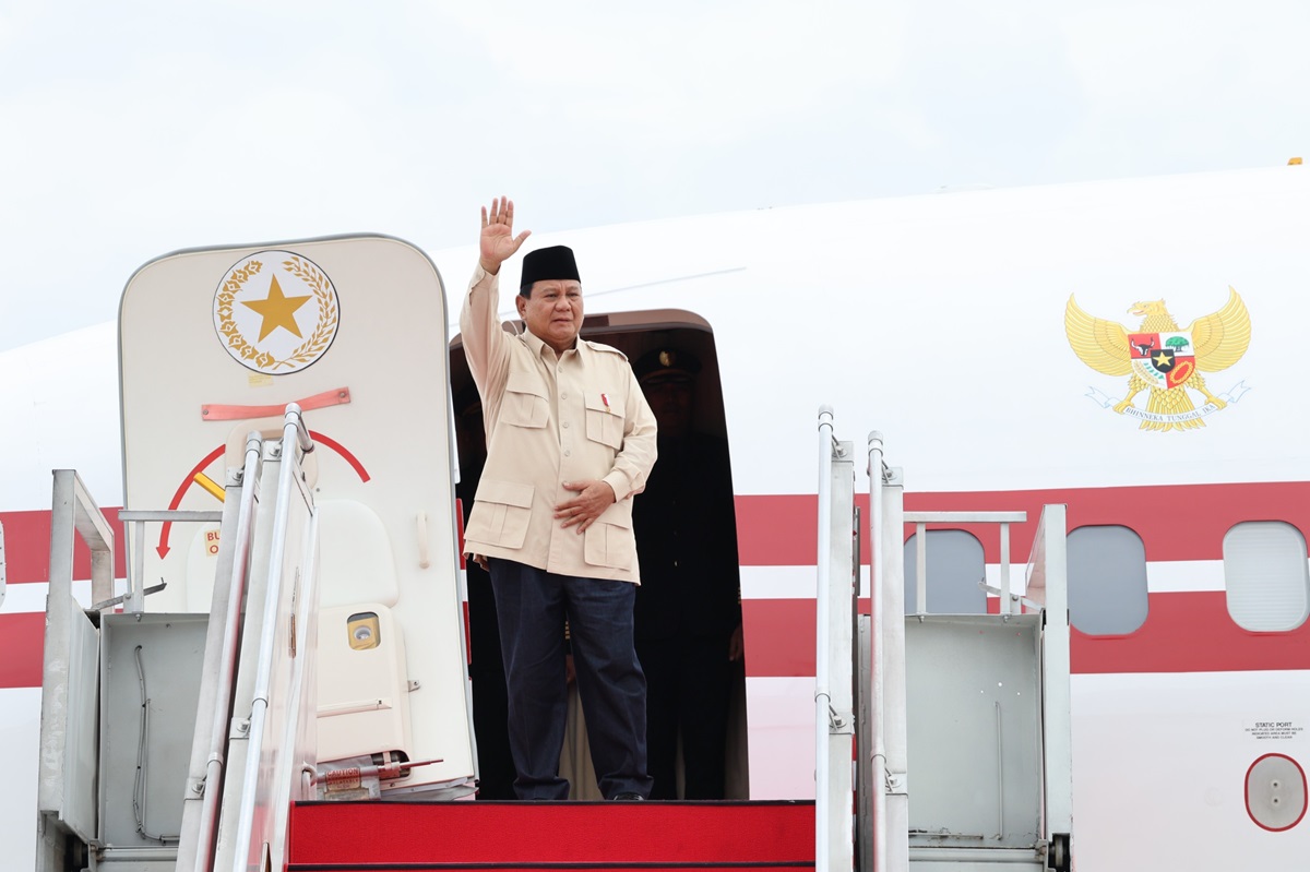 Tak Cuma Pangkas Perjalanan Dinas, Prabowo Juga Temukan Program Konyol Senilai Rp306 Triliun di APBN 2025