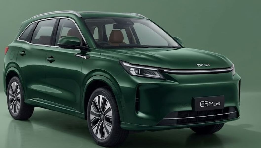 Tembus 1.400 Km Sekali Isi! Menakar Ketahanan Baterai dan Jarak Tempuh DFSK E5 Plus