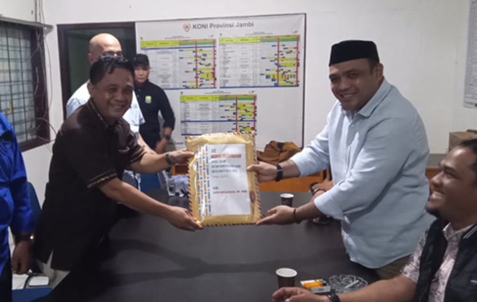 Pertama yang Serahkan Berkas, Budi Setiawan Yakin Lolos Verifikasi Bakal Calon Ketua Umum KONI Provinsi Jambi