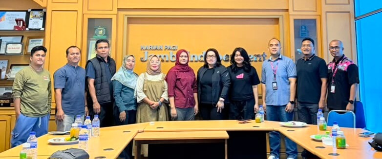 Jalin Silahturahmi, Tim XLSmart Kunjungi Graha Pena Jambi Independent