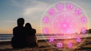Kisah Cinta Zodiak Kamu, 14 Juni 2022, Capricorn, Anda Biasanya Lembut Dan Tenang Dalam Hal Cinta