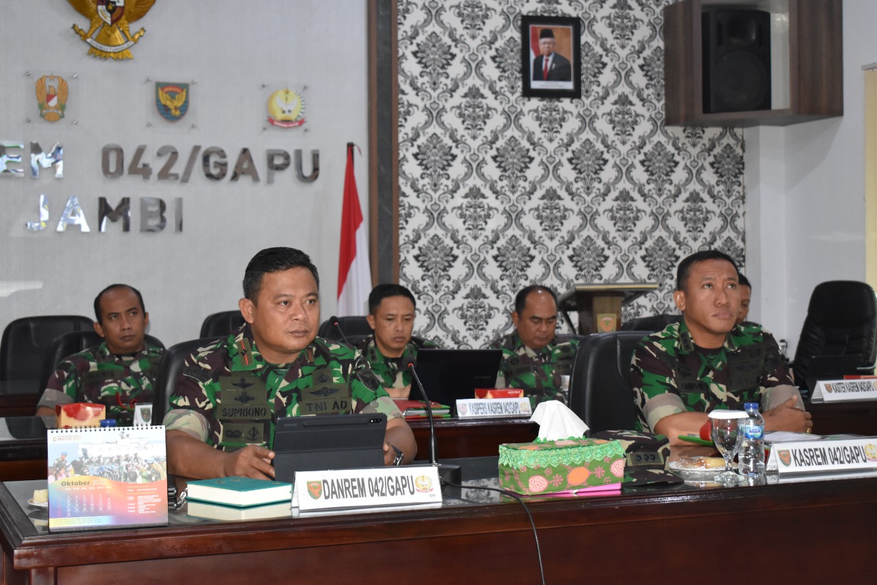 Danrem 042/Gapu Ikuti Entry Briefing, Pangdam II/Sriwijaya Minta Laksanakan Program Kerja TNI AD