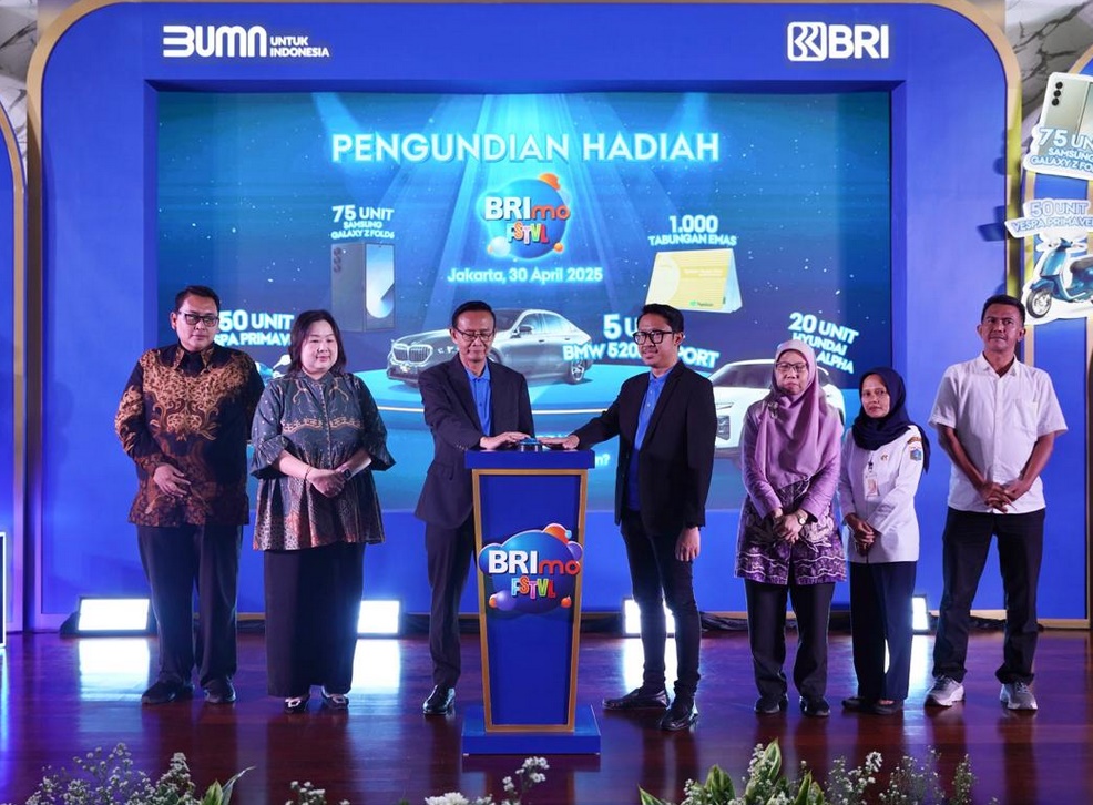 Umumkan Pemenang BRImo FSTVL 2024, Nasabah BRI Bawa Pulang Mobil BMW hingga Ribuan Tabungan Emas