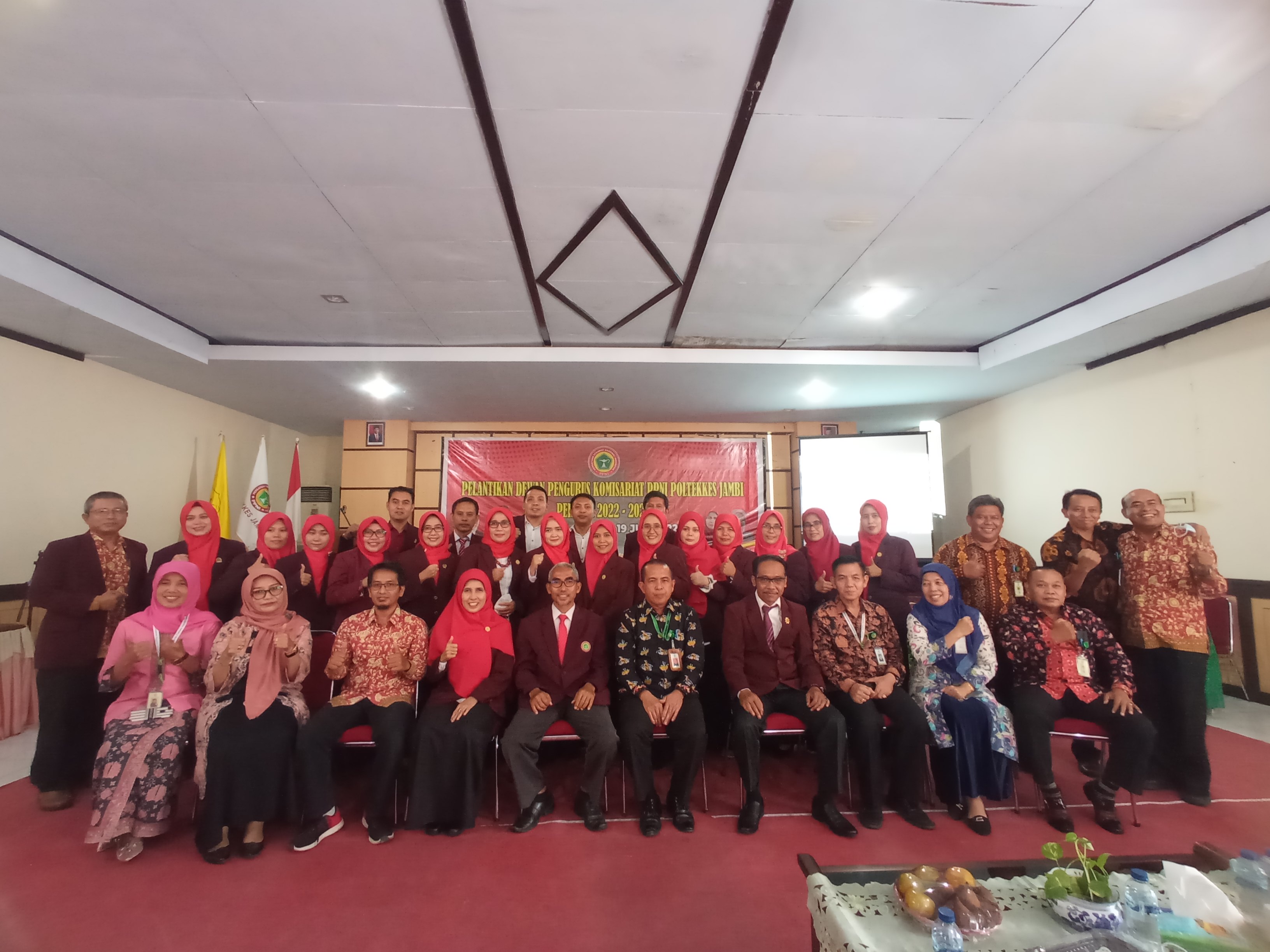 Dewan Pengurus Komisariat PPNI Poltekes Jambi Periode 2022- 2027 Resmi Dilantik