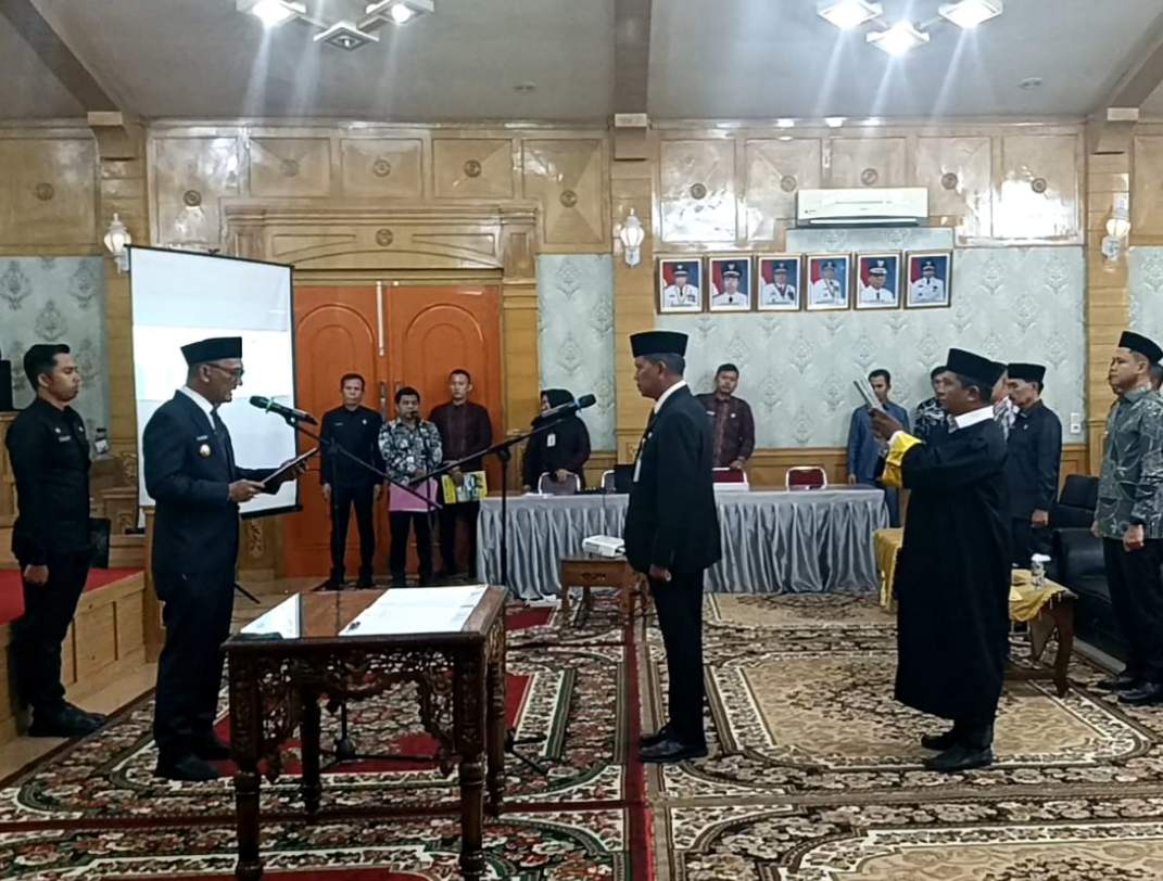 Bupati Hurmin Kembali Lantik Dedy Hendry Sebagai Pj Sekda Sarolangun untuk Keempat Kalinya