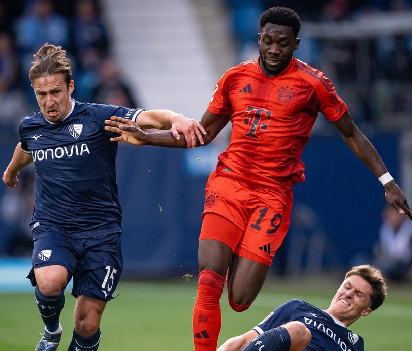 Real Madrid Selangkah Lagi Dapatkan Alphonso Davies dari Bayern Muenchen