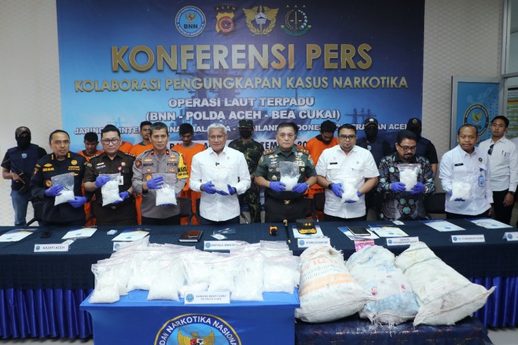 Tim Gabungan BNN Bersama Polri dan Bea Cukai Gagalkan Penyelundupan 29 Kilogram Sabu Asal Thailand