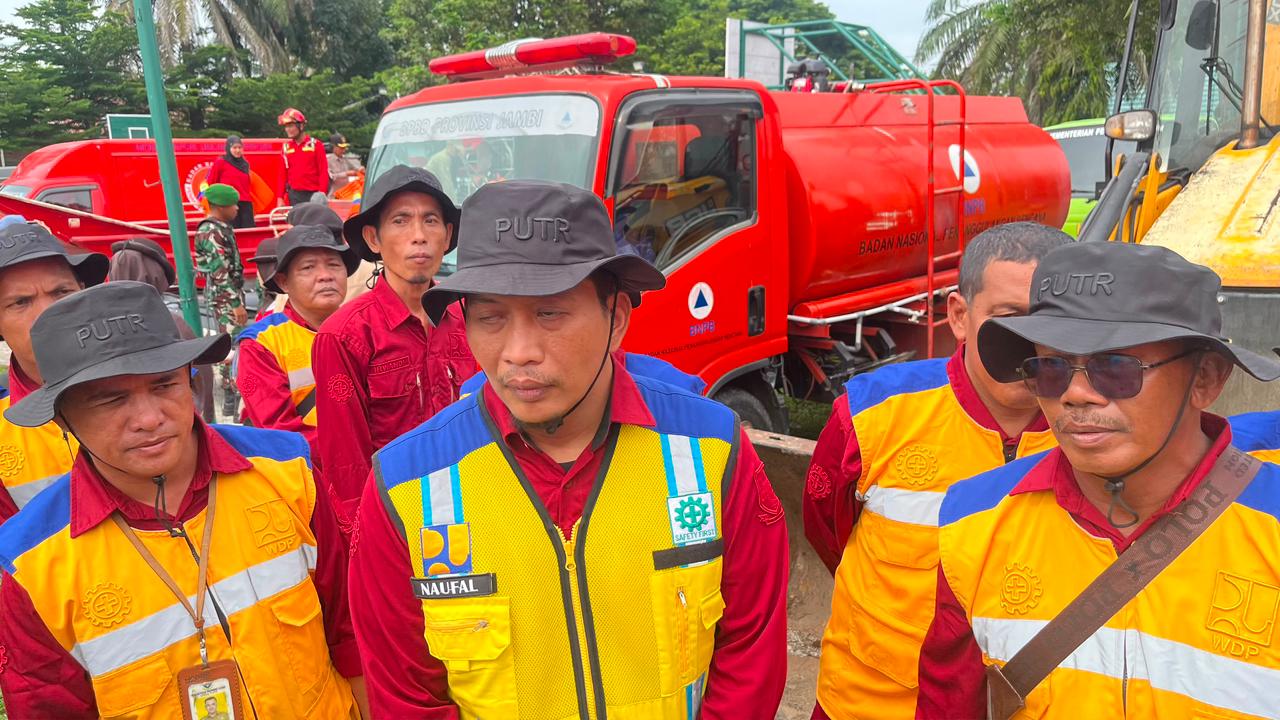 Hadapi Karhutla, Dinas PUTR Provinsi Jambi Siagakan 30 Alat Berat dan 75 Personel