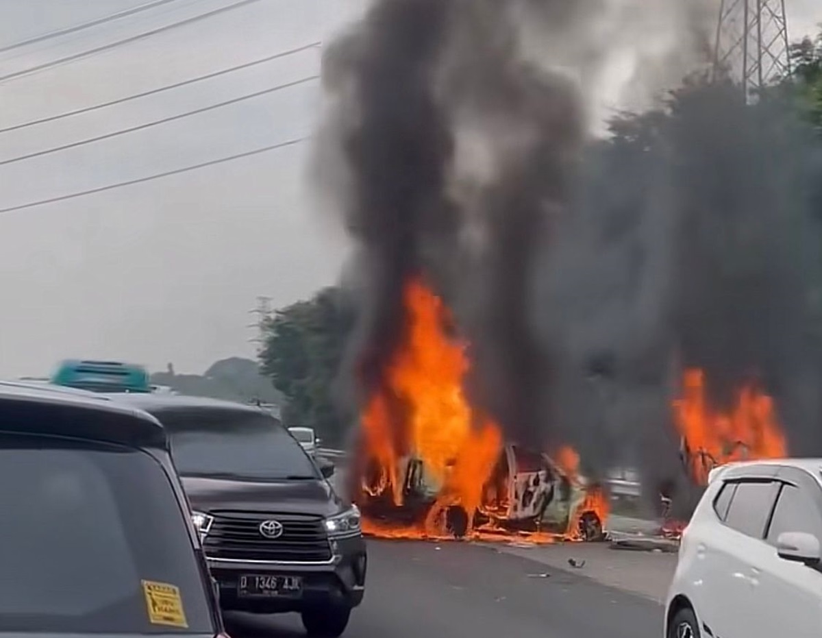 Tragedi Kecelakaan di Km 58 Tol Jakarta-Cikampek, 12 Orang Meninggal Dunia