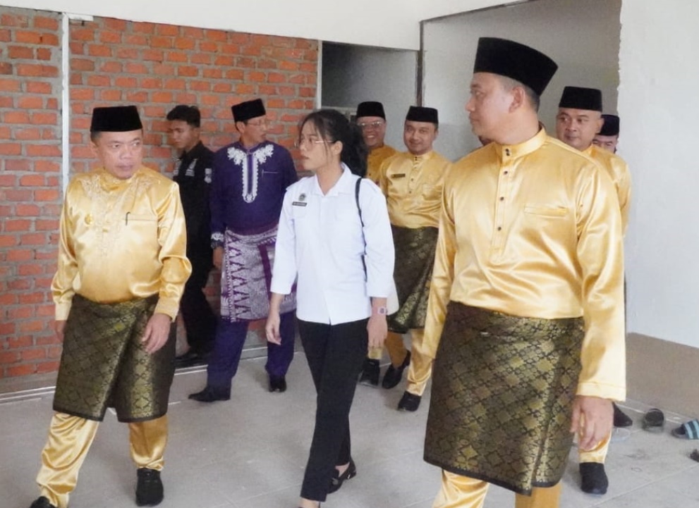 Gubernur Al Haris Tinjau Pembangunan Dapur MBG, Program Bedah Rumah, dan Koperasi Merah Putih di Kabupaten Teb