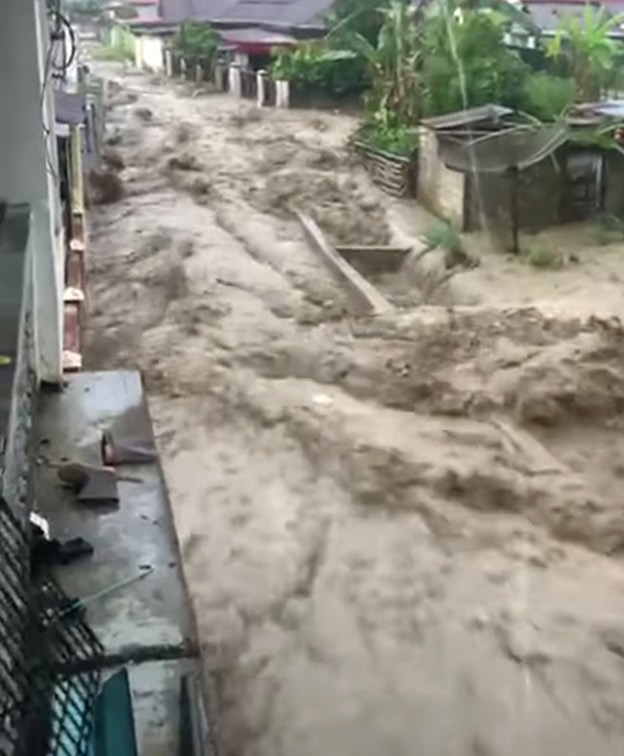 Banjir 2 Jam, Puluhan Rumah di Desa Semumu Kerinci Terendam