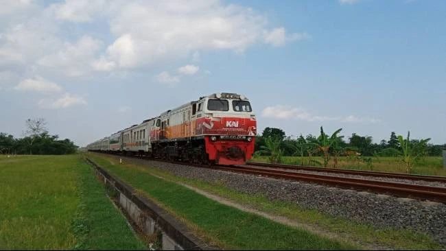 KAI Siapkan 7.982 Perjalanan untuk Libur Natal 2025 dan Tahun Baru 2026